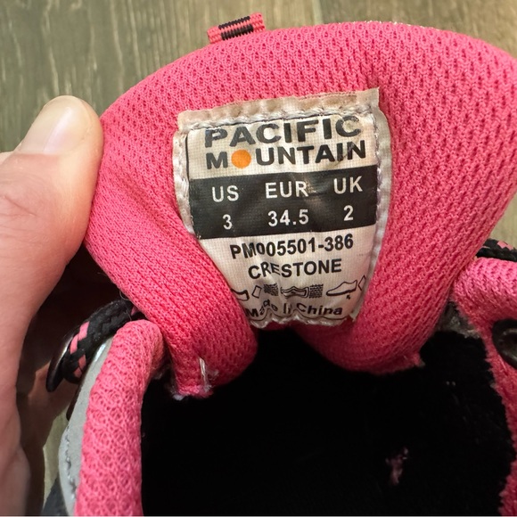 Pacific Mountain Crestone Hiking Shoes - Picture 5 of 5